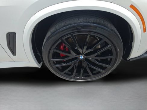 Used 2022 BMW X5 M50i w/ Executive Package AWD/4WD image 36