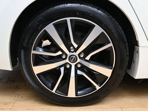 Used 2023 Nissan Maxima SV w/ Floor Mat Group FWD image 33
