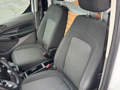 Used 2020 Ford Transit Connect XL image 10