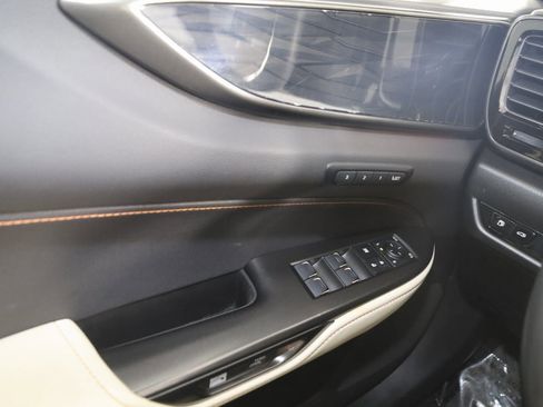 Used 2022 Lexus NX 350h h Premium AWD image 30