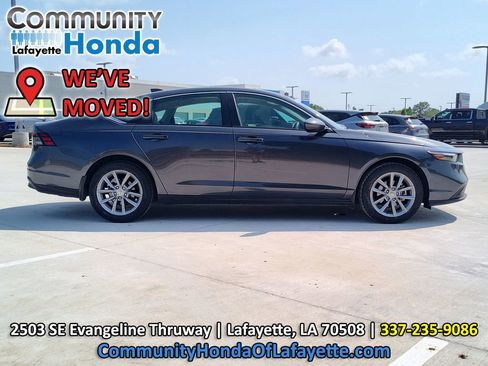 Used 2025 Honda Accord LX image 11