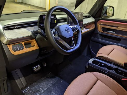 New 2025 Volkswagen ID. Buzz Pro S Plus image 8