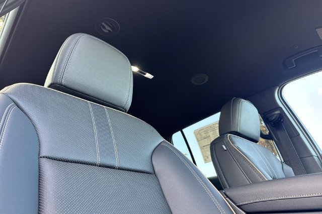 New 2026 Chevrolet Traverse High Country AWD/4WD image 25