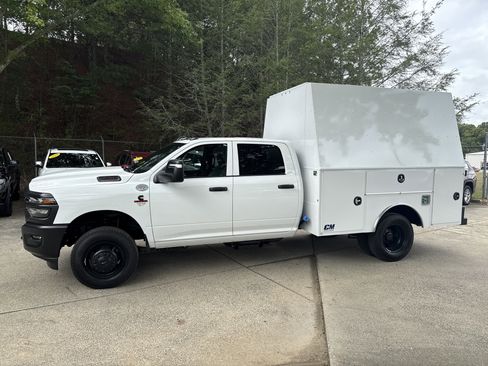 New 2026 RAM 3500 Tradesman image 4