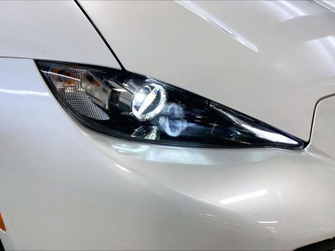 Used 2023 MAZDA MX-5 Miata Grand Touring RWD image 24