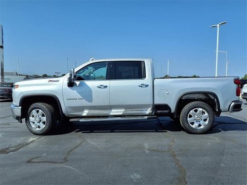 Used 2022 Chevrolet Silverado 2500 LTZ w/ LTZ Convenience Package image 41