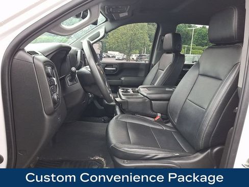 Used 2024 Chevrolet Silverado 2500 Custom w/ Custom Convenience Package AWD/4WD image 2