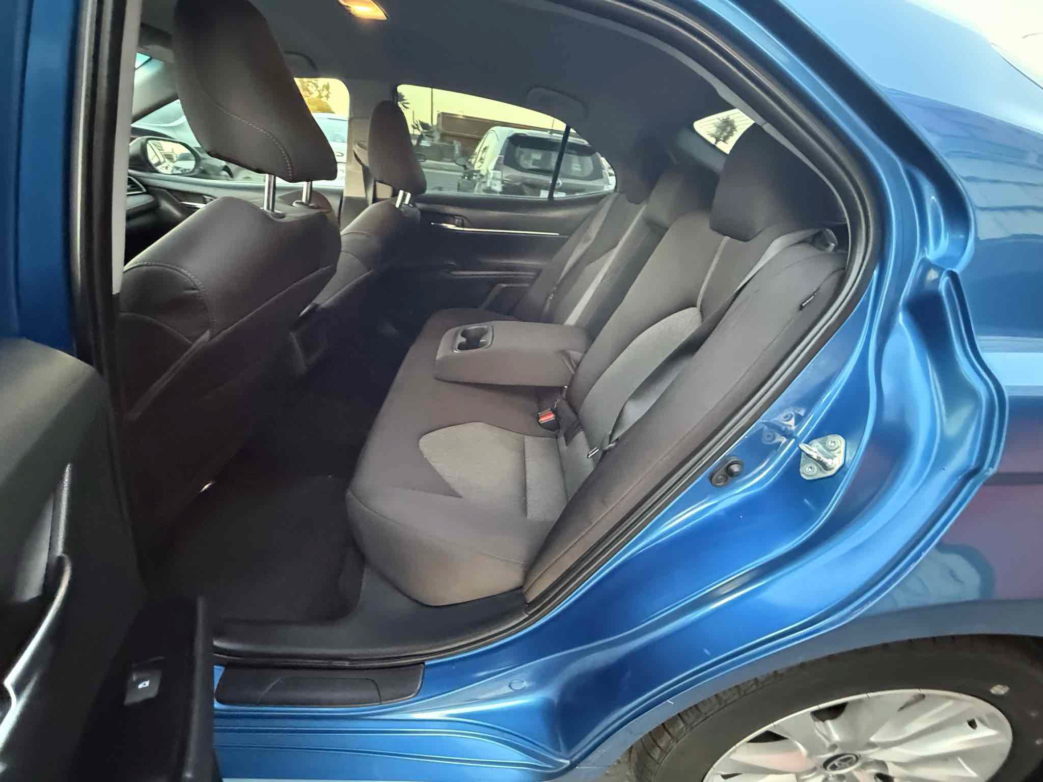 Used 2020 Toyota Camry LE w/ Carpet Mat Package FWD image 81
