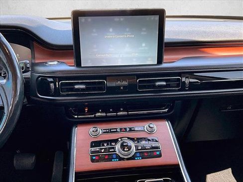 Used 2020 Lincoln Aviator Reserve w/ Elements Package Plus AWD/4WD image 8