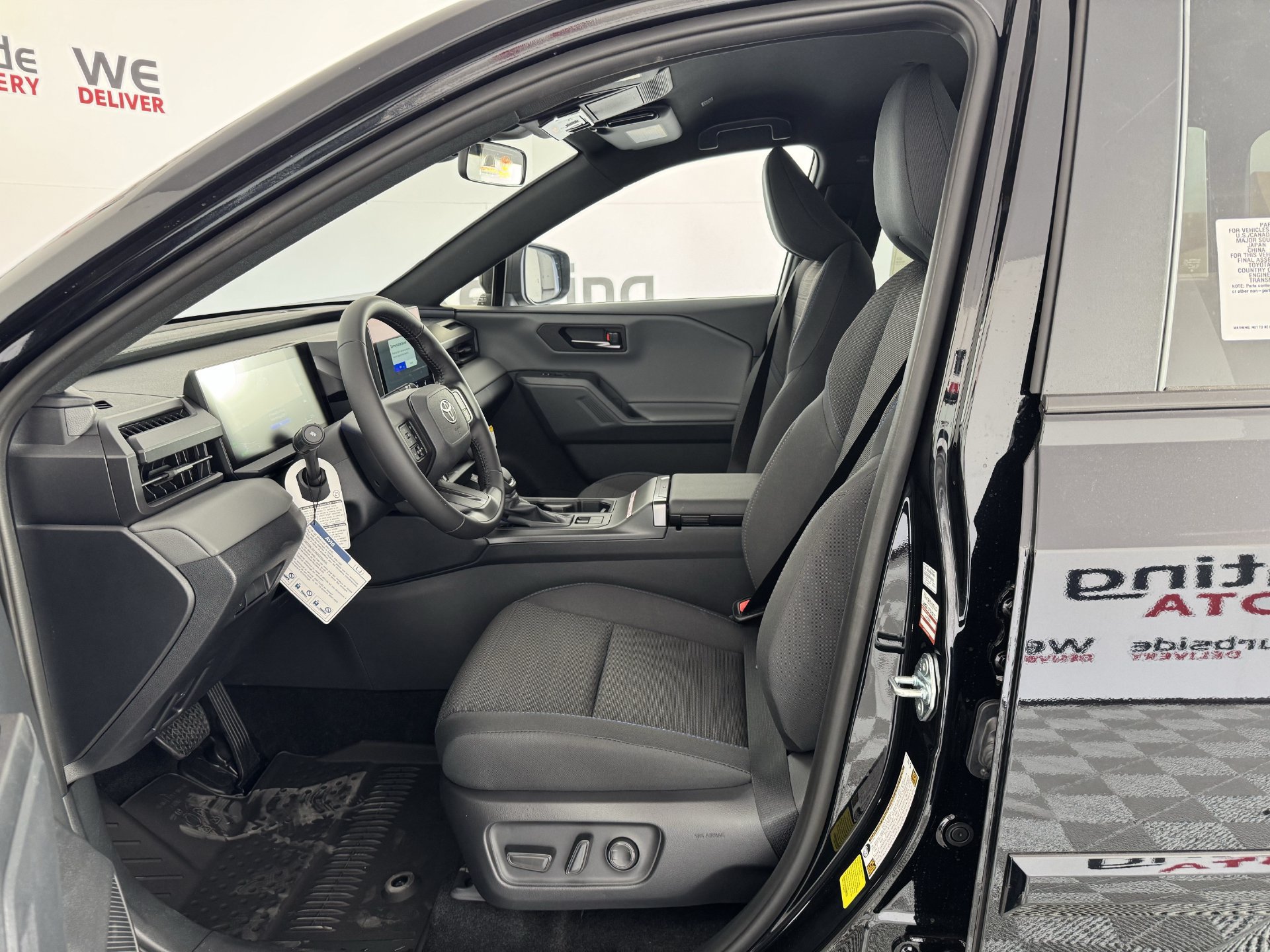 New 2026 Toyota RAV4 SE AWD/4WD image 5