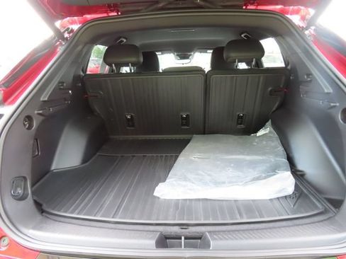 Used 2025 Chevrolet Equinox EV RS w/ Convenience Package II AWD/4WD image 37