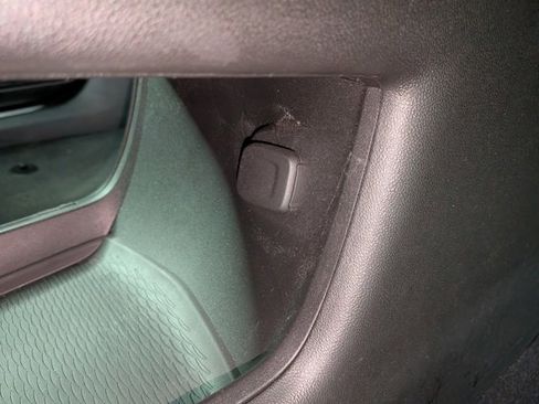 Certified 2023 Cadillac XT5 Luxury w/ LPO, Floor Liner Package image 11