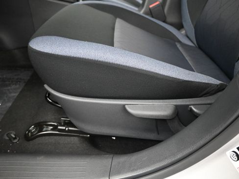 New 2025 Nissan Versa SV w/ Trunk Package image 19