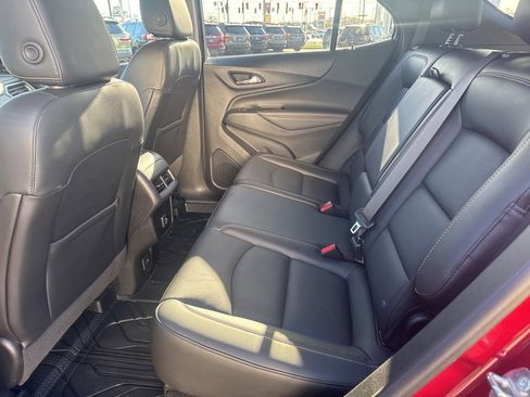 Used 2021 Chevrolet Equinox Premier image 23