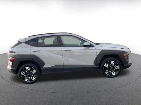 Used 2025 Hyundai Kona SEL image 16
