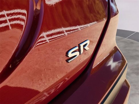 Used 2023 Nissan Kicks SR image 11