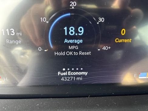 Used 2023 Jeep Grand Cherokee Limited w/ Black Appearance Package image 16