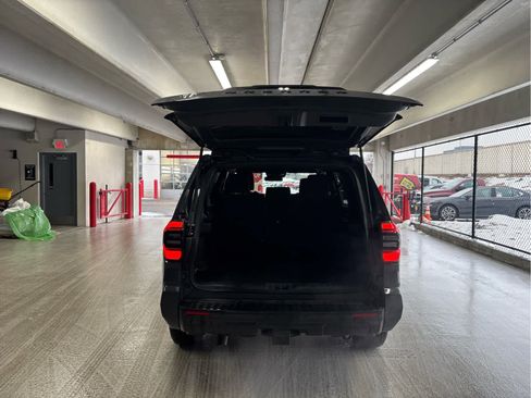 Used 2025 Toyota 4Runner SR5 image 7