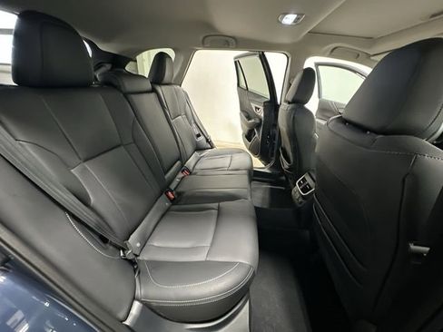 Certified 2025 Subaru Outback Limited image 26