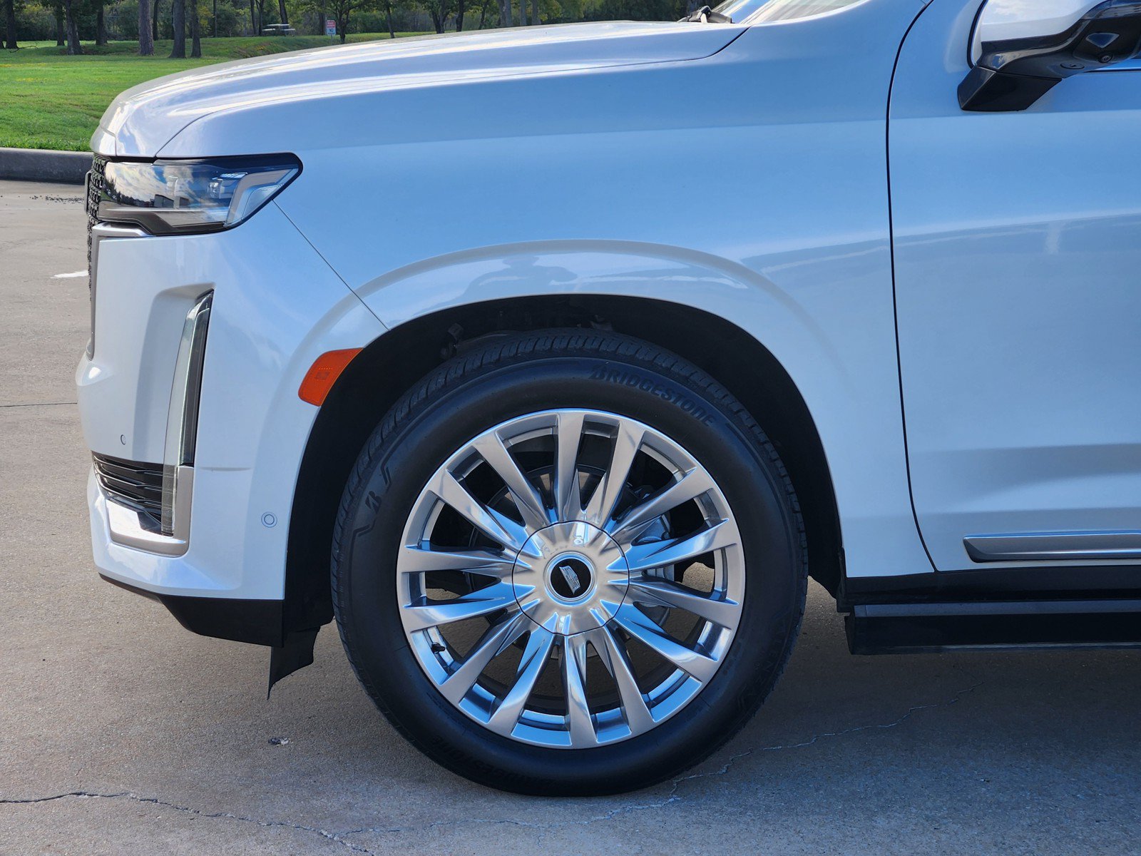 Certified 2023 Cadillac Escalade Premium Luxury w/ Performance Package AWD/4WD image 28