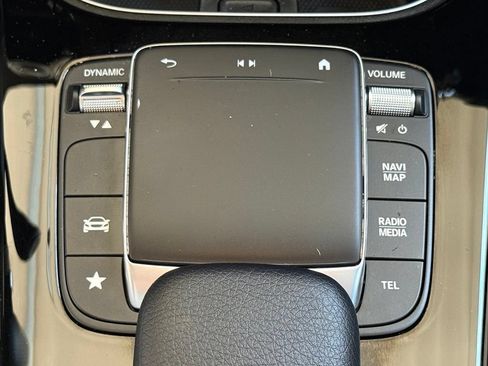 Used 2023 Mercedes-Benz CLA 250 image 21