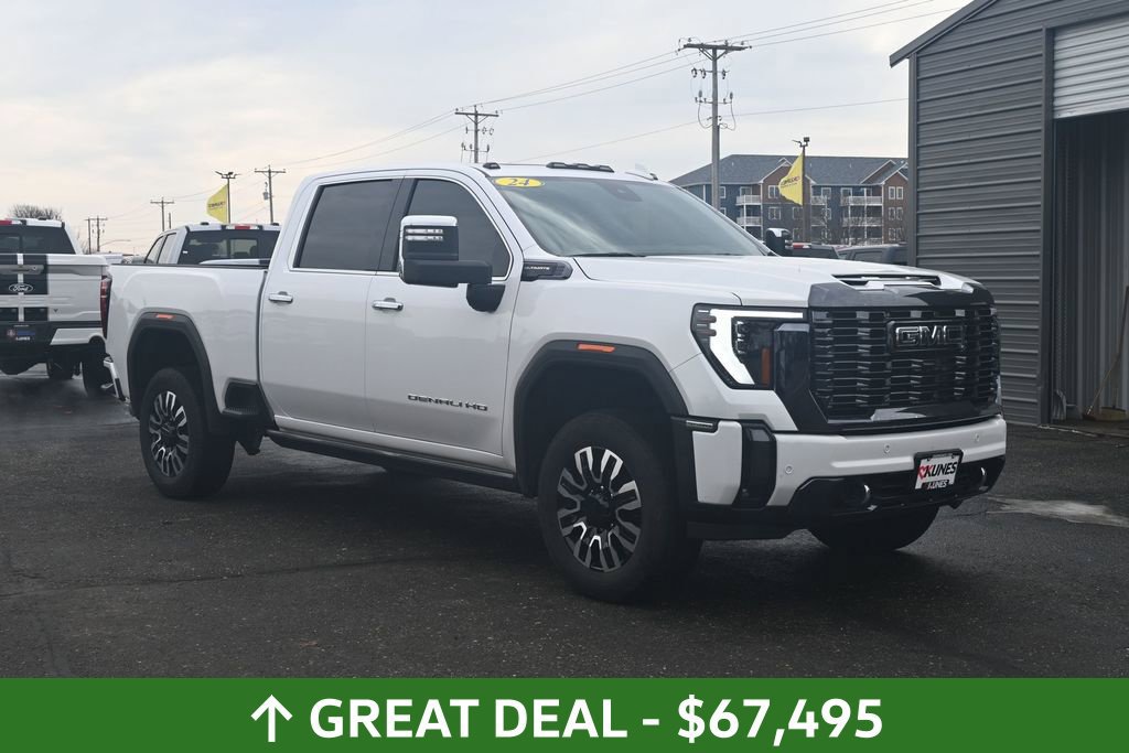 Used 2024 GMC Sierra 3500 Denali Ultimate AWD/4WD image 4