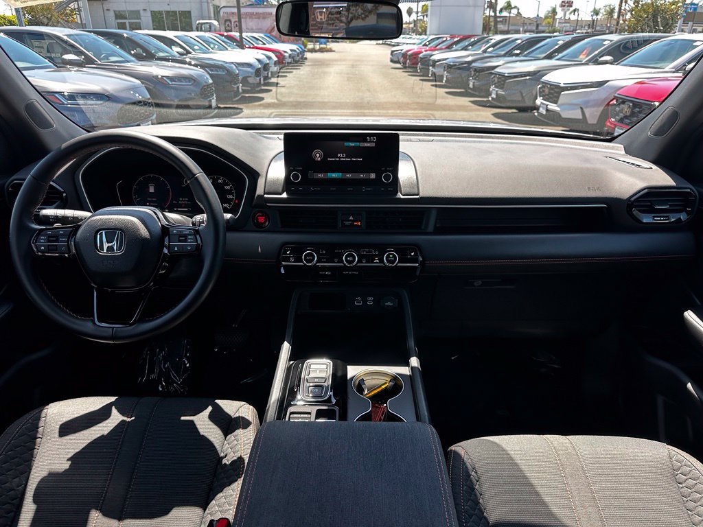 Certified 2024 Honda Pilot Sport image 19