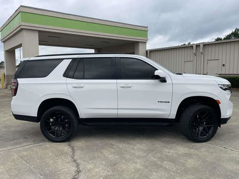 Used 2023 Chevrolet Tahoe RST RWD image 2