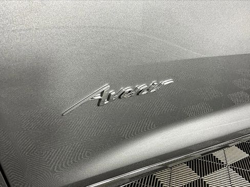 New 2026 Buick Enclave Avenir w/ Super Cruise Package image 10