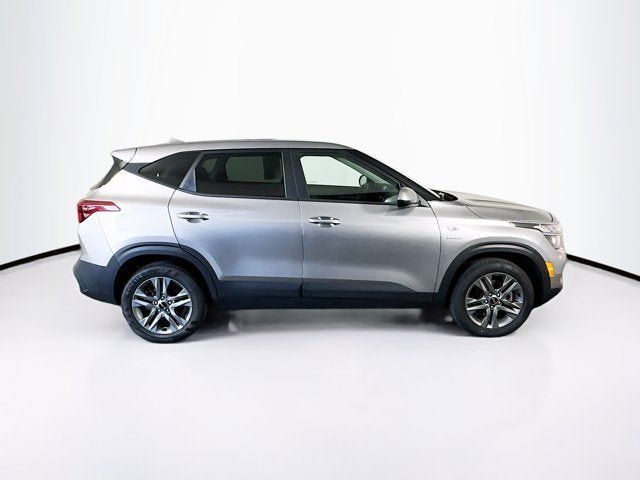 Certified 2023 Kia Seltos LX AWD/4WD image 4