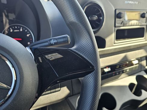New 2025 Mercedes-Benz Sprinter 2500 image 30