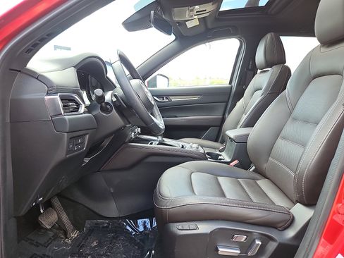 Used 2025 MAZDA CX-5 Signature AWD/4WD image 13