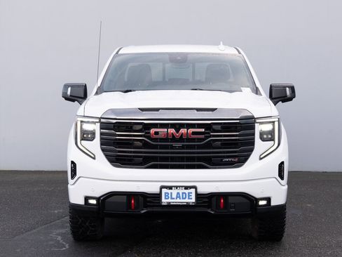 Used 2023 GMC Sierra 1500 AT4 w/ Technology Package image 23