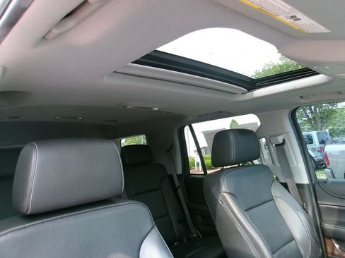 Used 2019 Chevrolet Tahoe LT AWD/4WD image 21