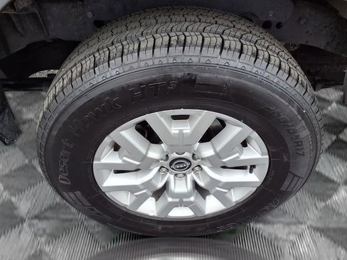 Certified 2023 Nissan Frontier SV image 17