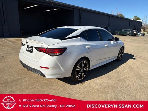 Certified 2020 Nissan Sentra SR w/ Lighting Package image 7