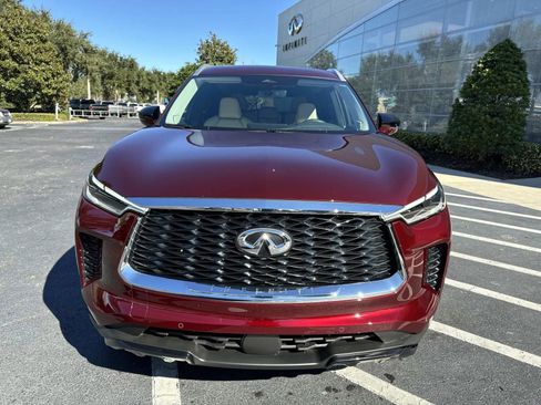 Certified 2025 INFINITI QX60 Luxe image 6