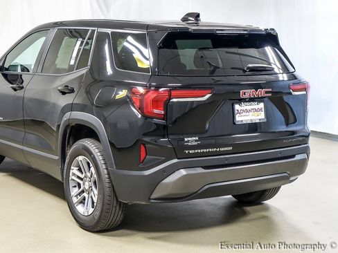 Used 2025 GMC Terrain Elevation AWD/4WD image 7