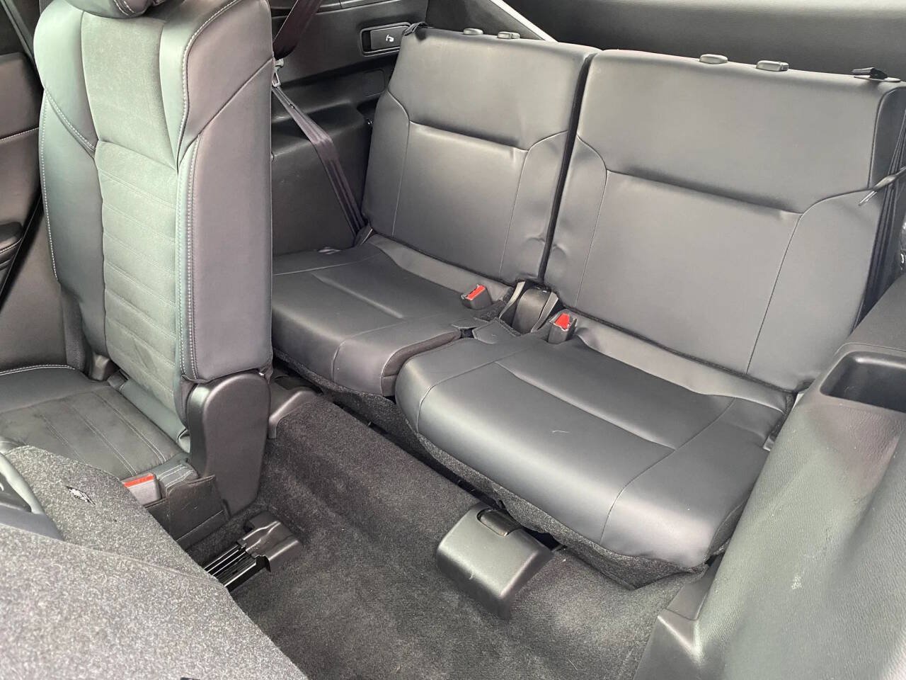 Used 2022 Mitsubishi Outlander SE AWD/4WD image 24