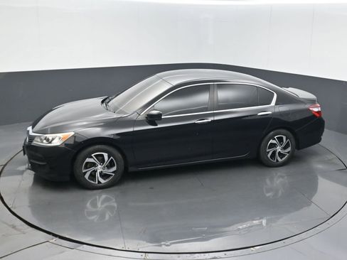 Used 2016 Honda Accord LX image 12