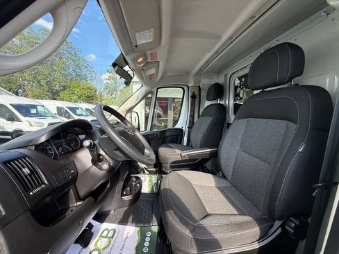 Used 2021 RAM ProMaster 2500 w/ Interior LED Lighting Group FWD image 13