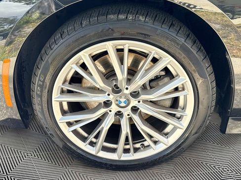 Used 2024 BMW 330i Sedan image 35