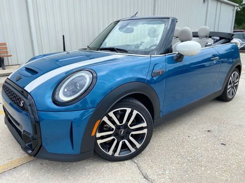 Used 2024 MINI Cooper S w/ Signature Upholstery Package FWD image 13