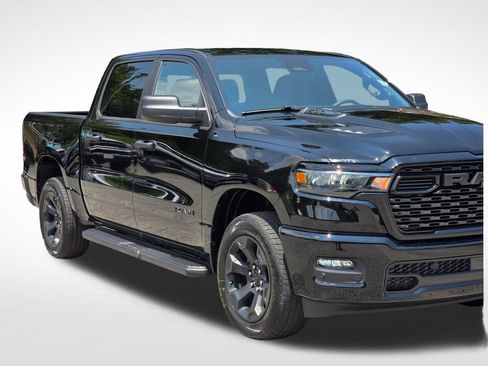 New 2026 RAM 1500 Express AWD/4WD image 39
