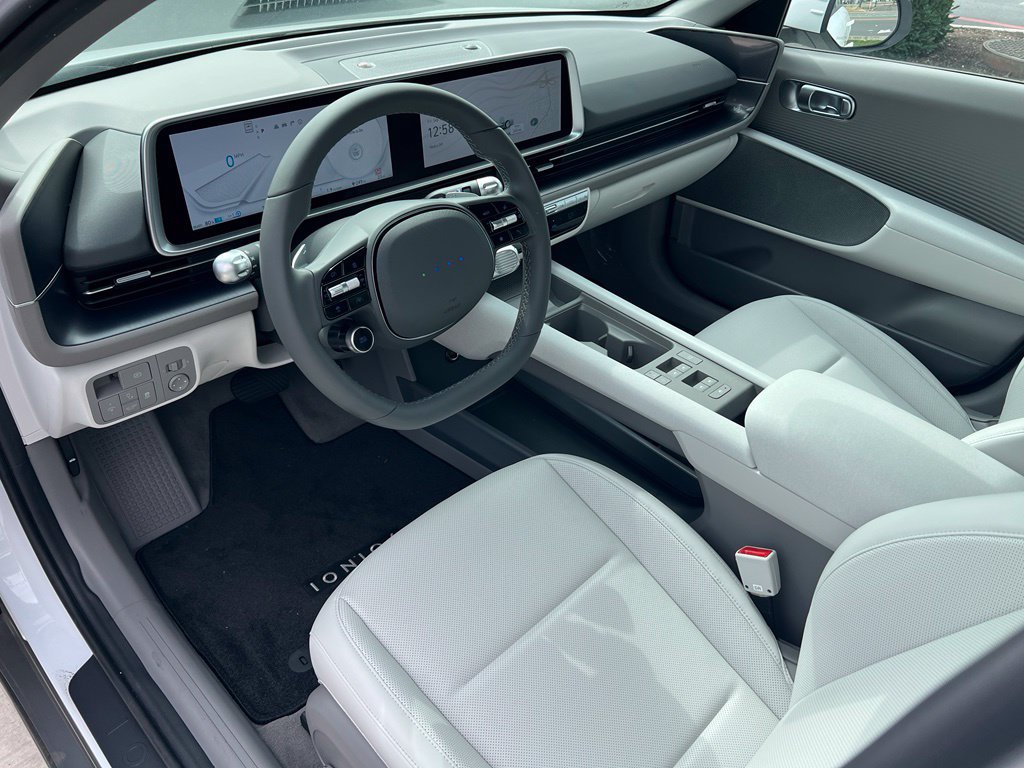 New 2025 Hyundai Ioniq 6 SEL AWD/4WD image 15