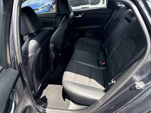 Used 2021 Kia Forte GT-Line w/ GT-Line Premium Package FWD image 17