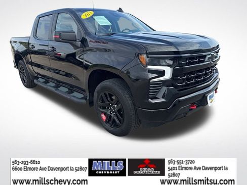 Used 2023 Chevrolet Silverado 1500 RST w/ Redline Edition AWD/4WD image 7