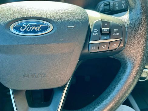 Used 2021 Ford Escape SE w/ SE Sport Appearance Package image 27