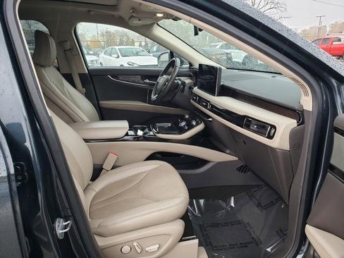 Used 2022 Lincoln Nautilus Reserve w/ Equipment Group 202A image 21