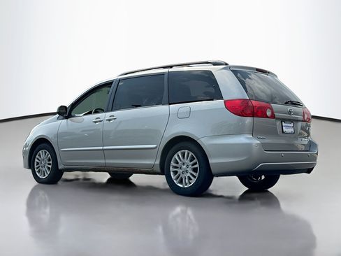 Used 2008 Toyota Sienna CE FWD image 13